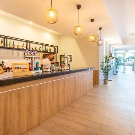 普拉亚布兰卡俱乐部酒店 酒店
