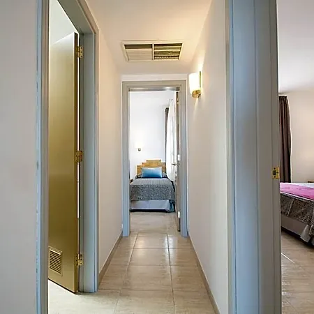 Hl Club Hotel 4*