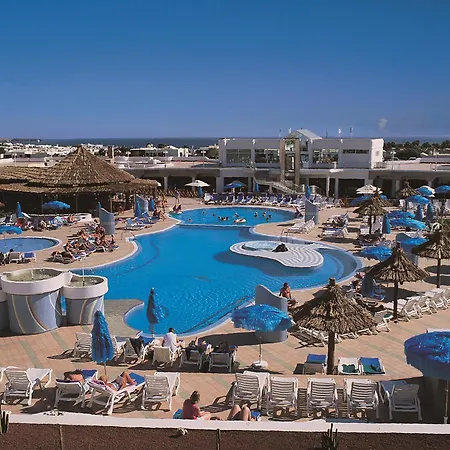 Hl Club Hotel