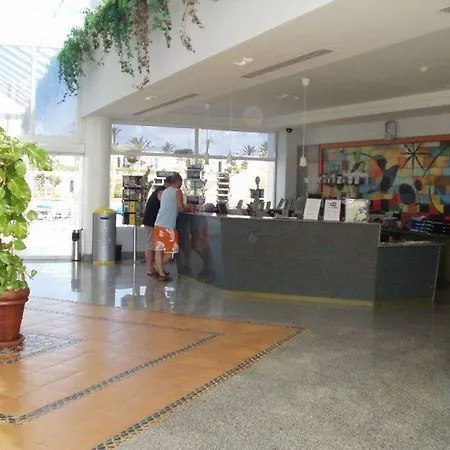 普拉亚布兰卡俱乐部酒店 酒店