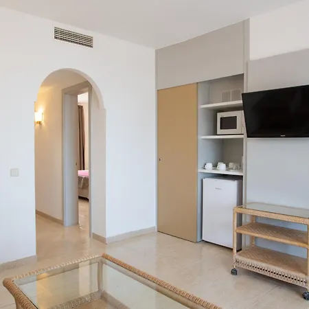 普拉亚布兰卡俱乐部酒店 4*