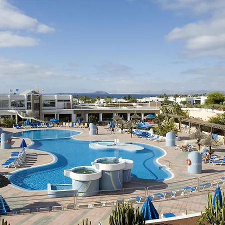 Hl Club Hotel