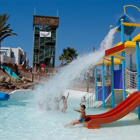 普拉亚布兰卡俱乐部酒店 4*