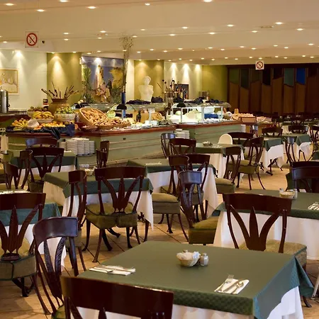 Отель Hl Club